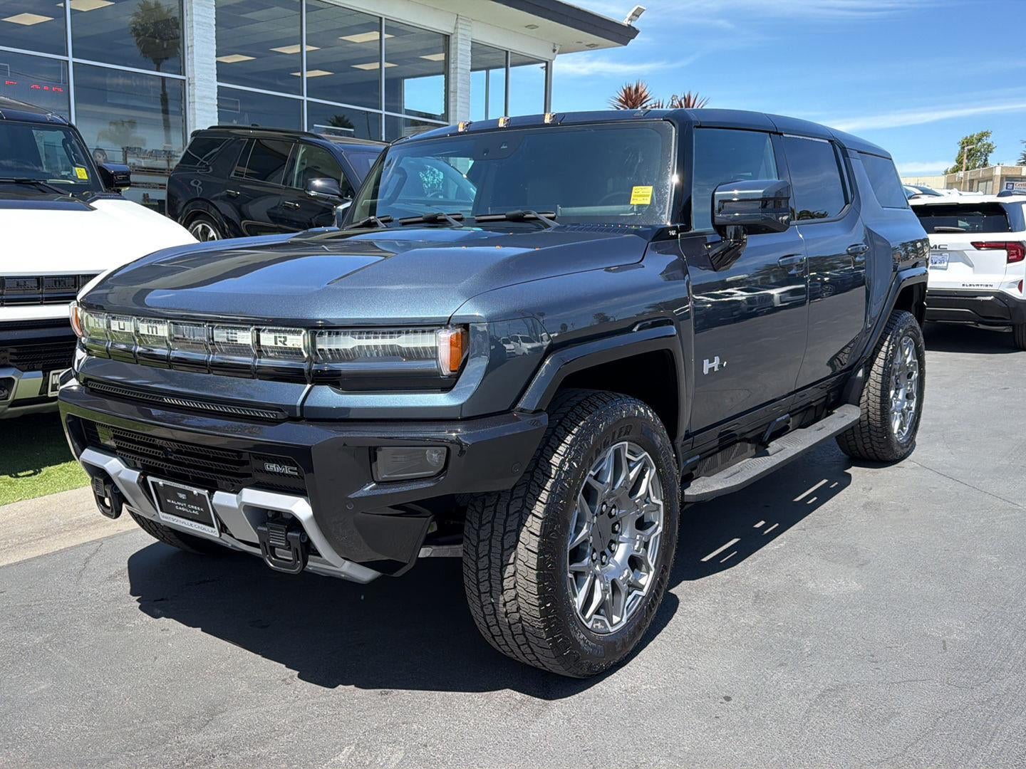 2025 GMC HUMMER EV SUV